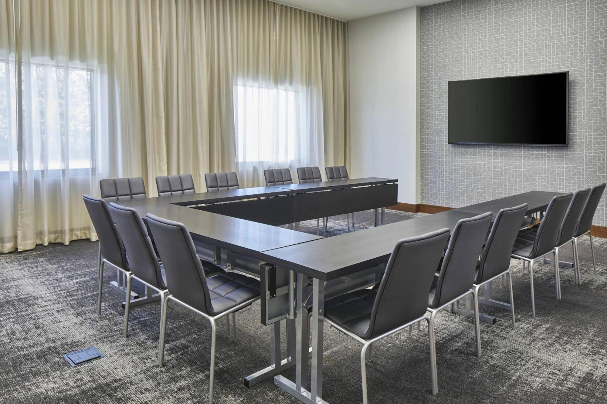 Ac Hotel By Marriott Atlanta Airport Gateway College Park Εξωτερικό φωτογραφία
